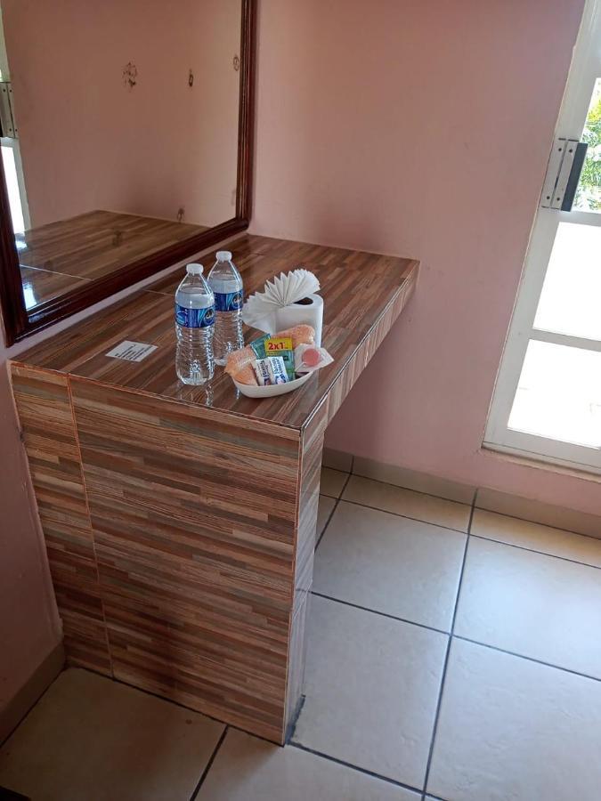 Hotel Casa Juanita Puerto Escondido  Exteriör bild