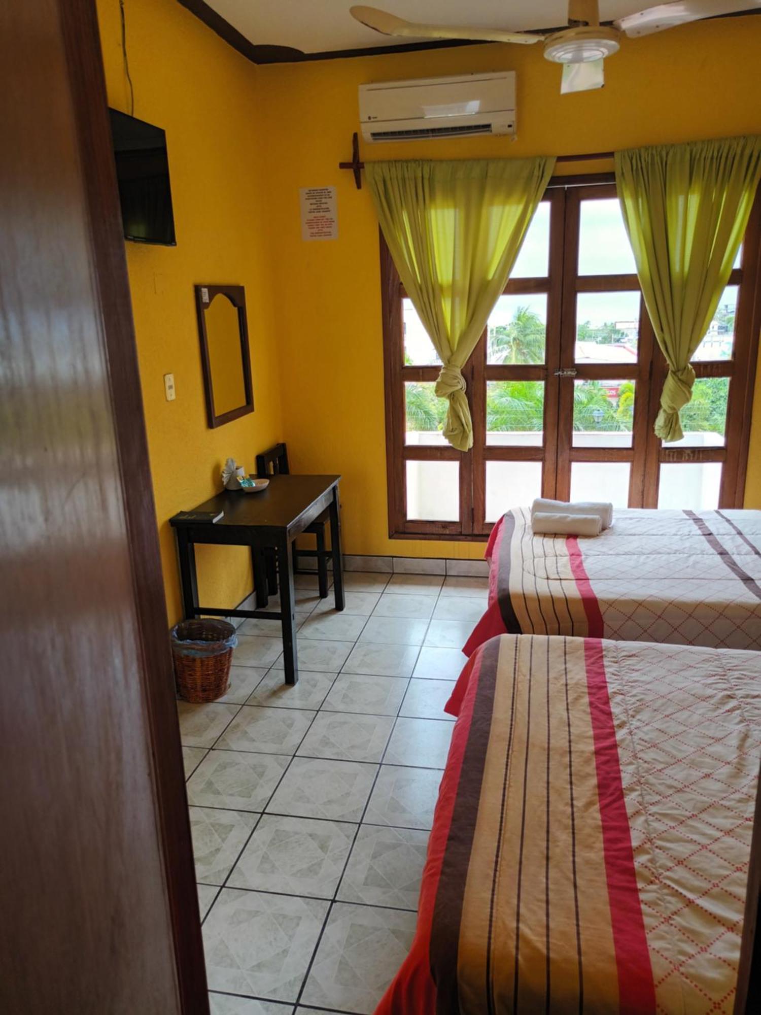 Hotel Casa Juanita Puerto Escondido  Exteriör bild